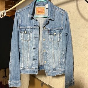 🔹Levi Jean jacket 🔹